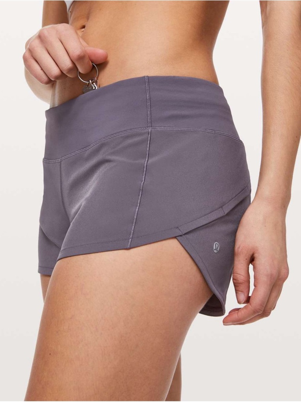 Lululemon Speed Up Short 2.5 inseam Low rise Purple size 6